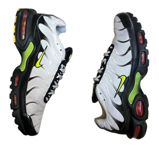 Nike Air Max Plus Tn White Red Green